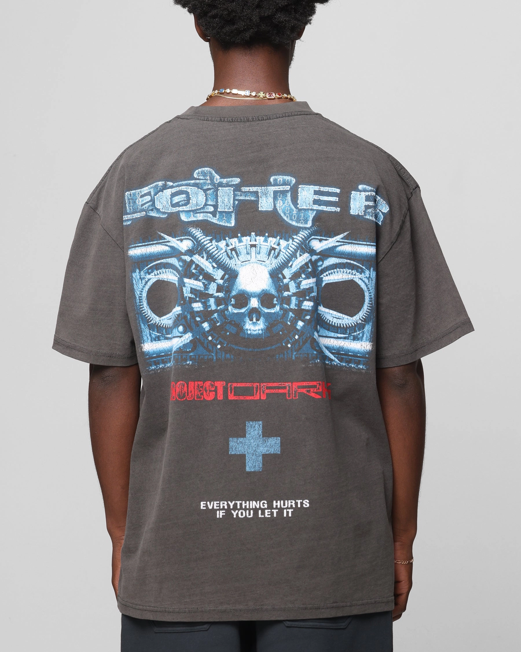 Loiter Project Dark Vintage T-Shirt Black Wash Street Style