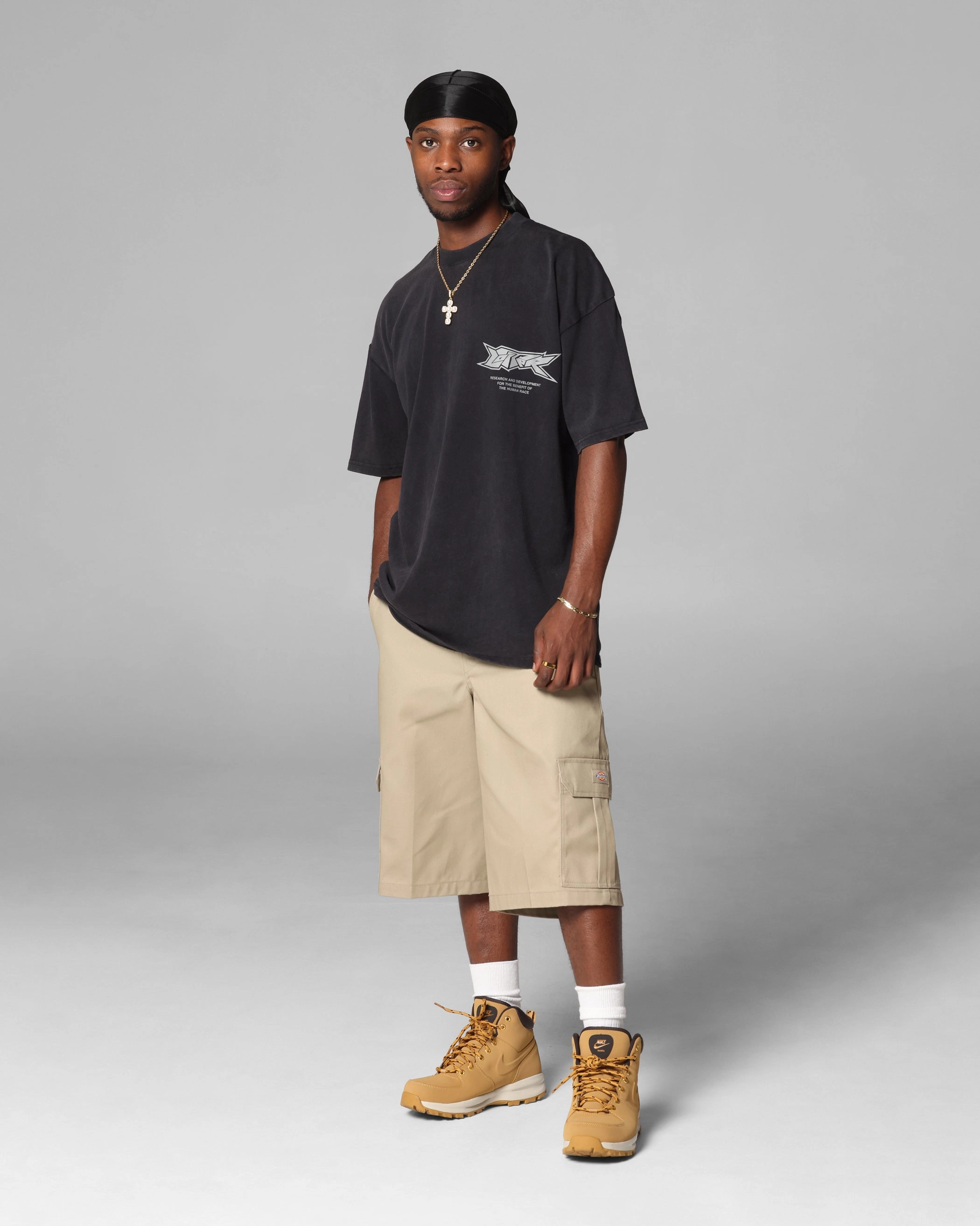 Comfy Wardrobe Loiter Runway T-Shirt Black Acidwash