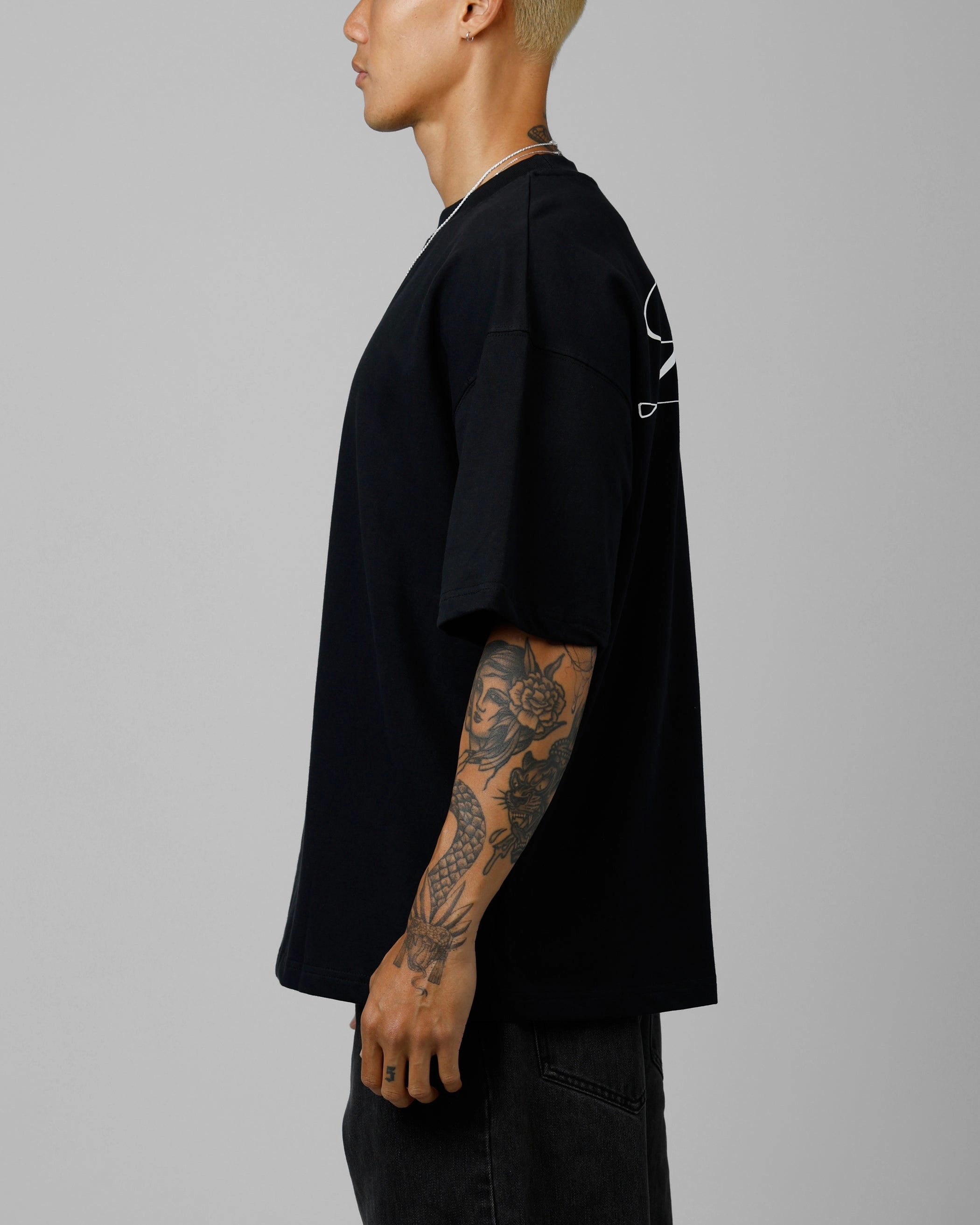 Anti Odor Technology Ethically Sourced Materials Loiter Script Boxy T-Shirt Black