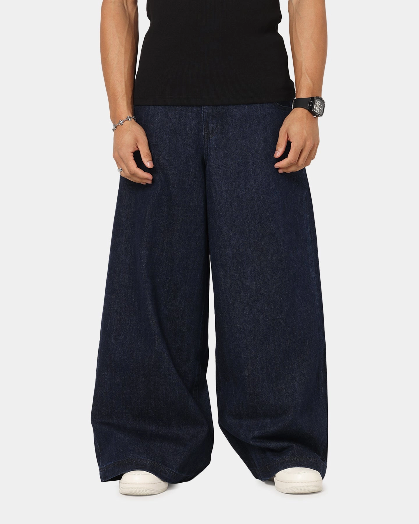 Loiter Skate Jeans Dark Indigo Outfit Vibe