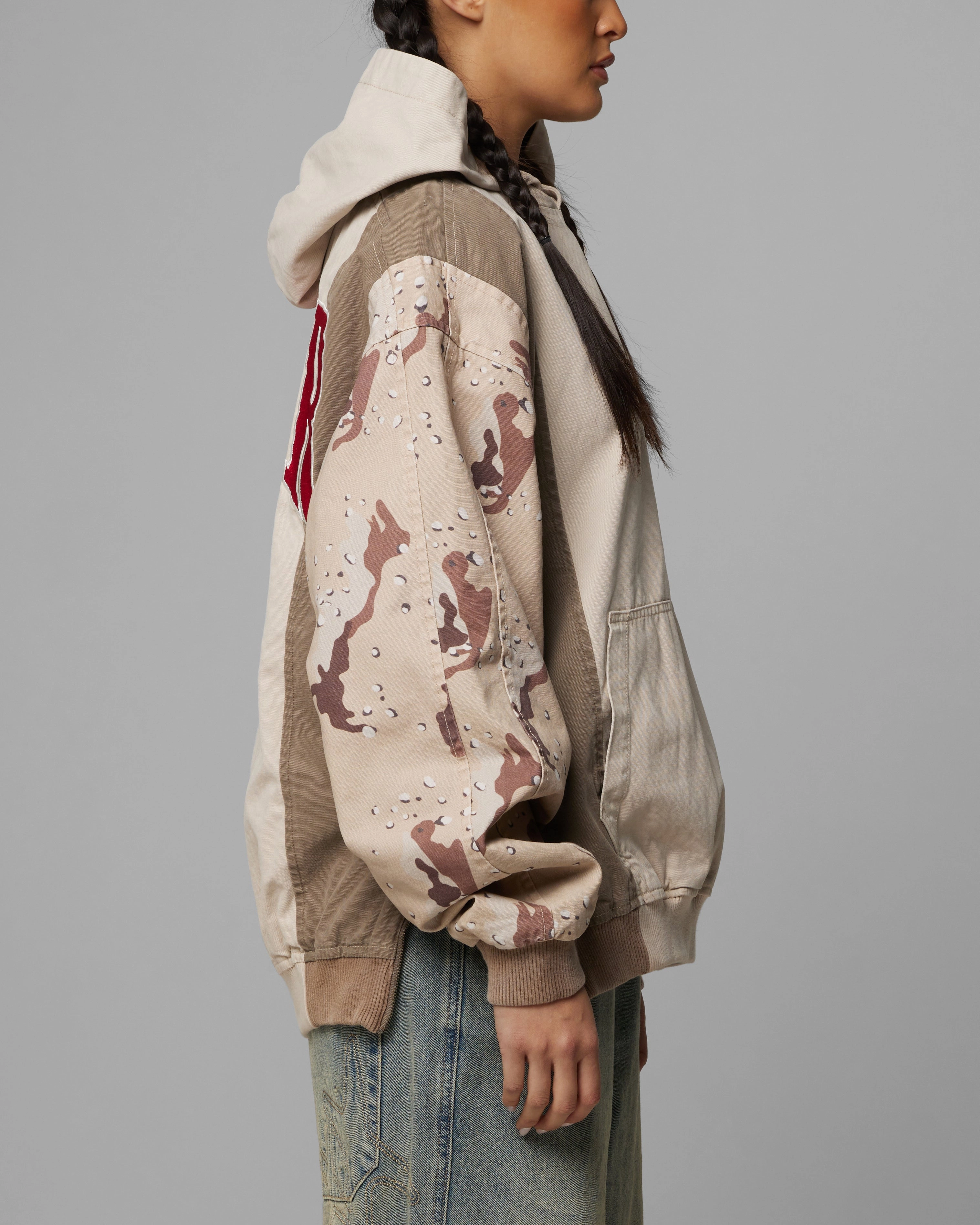 Convertible Features Water-Resistant Layer Loiter Splinter Hoodie Desert Camo