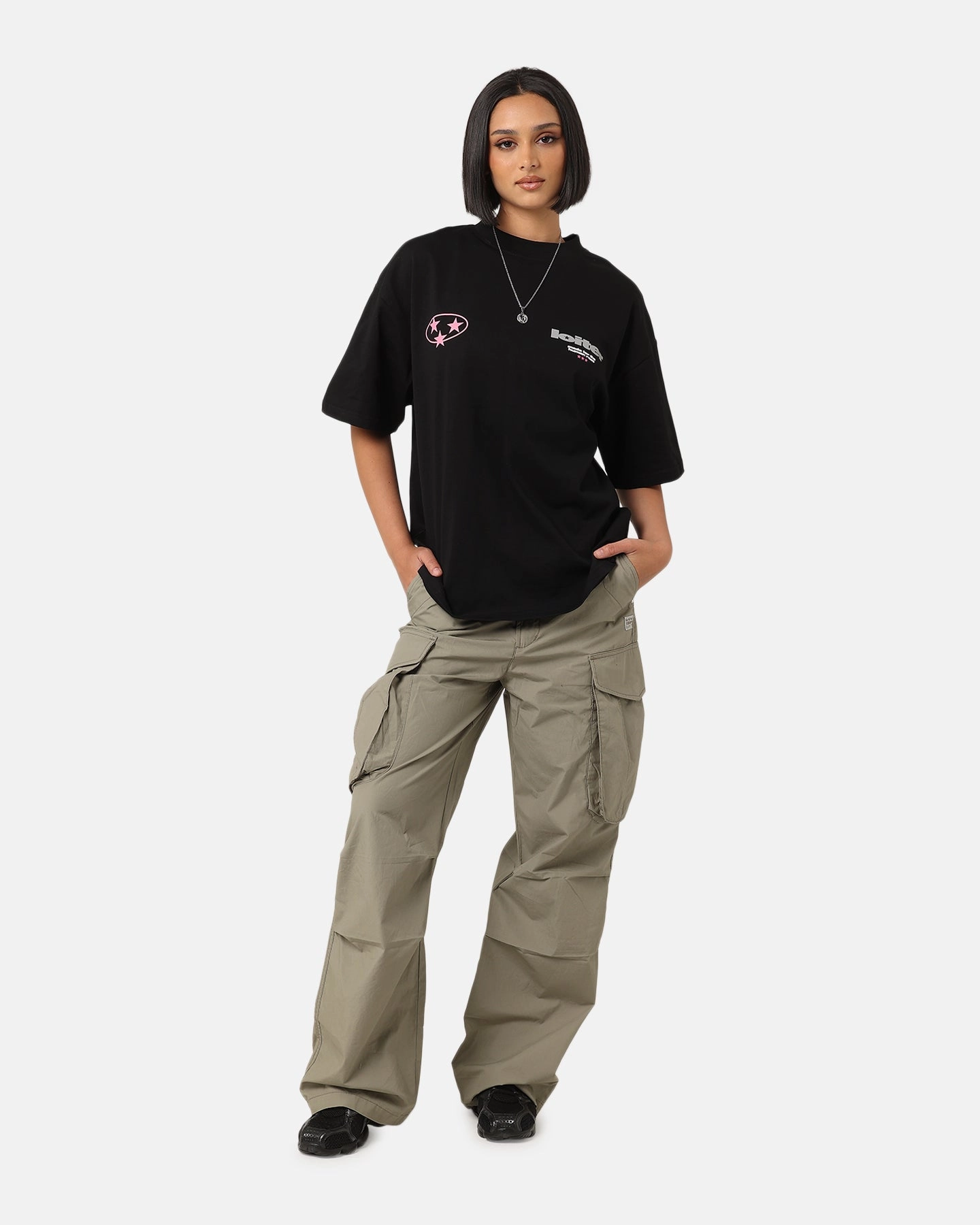 Versatile Outfit Classic Comfort Loiter Star Child T-Shirt Black