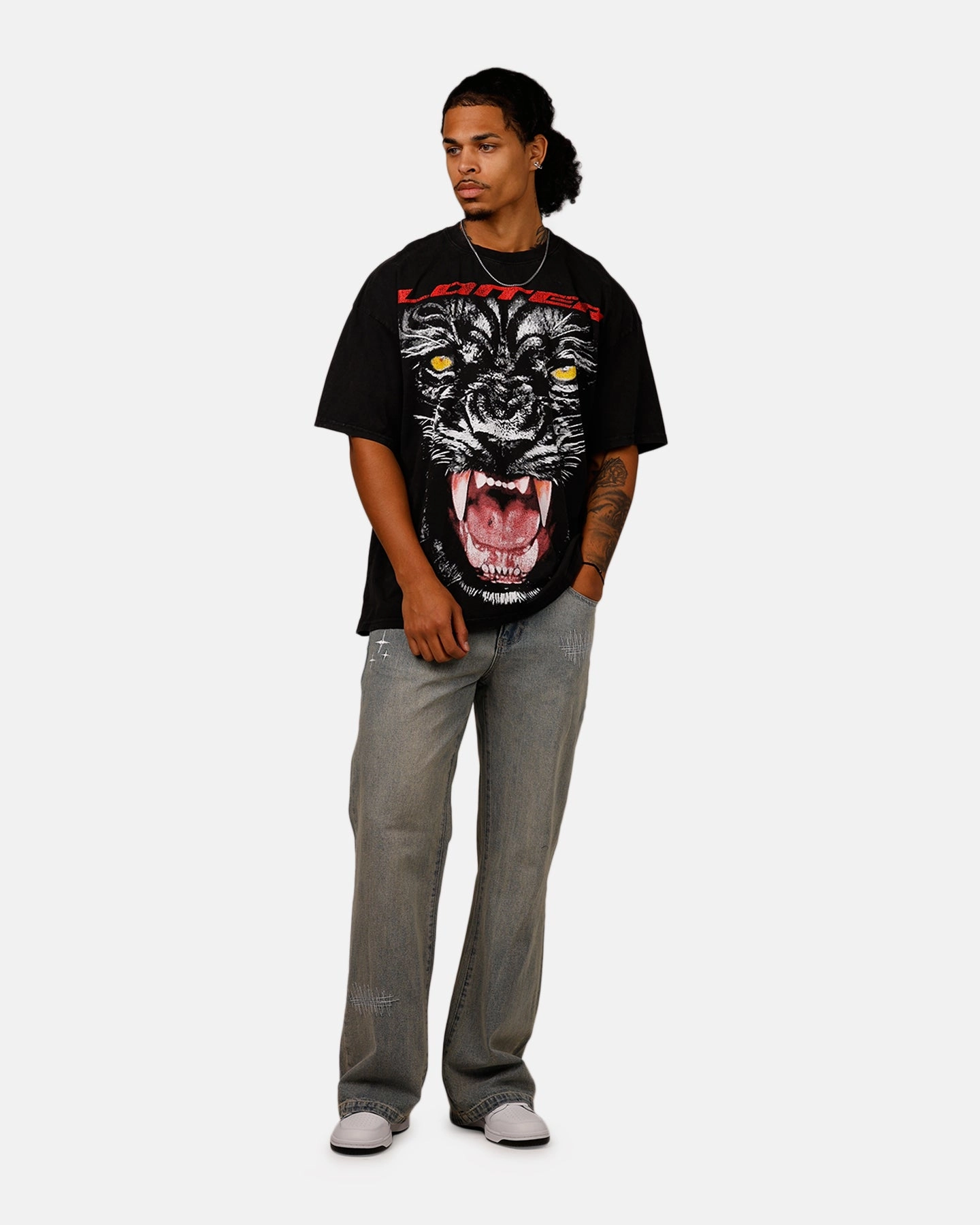 Loiter Urban Beast Vintage T-Shirt Black Acidwash Casual and cool