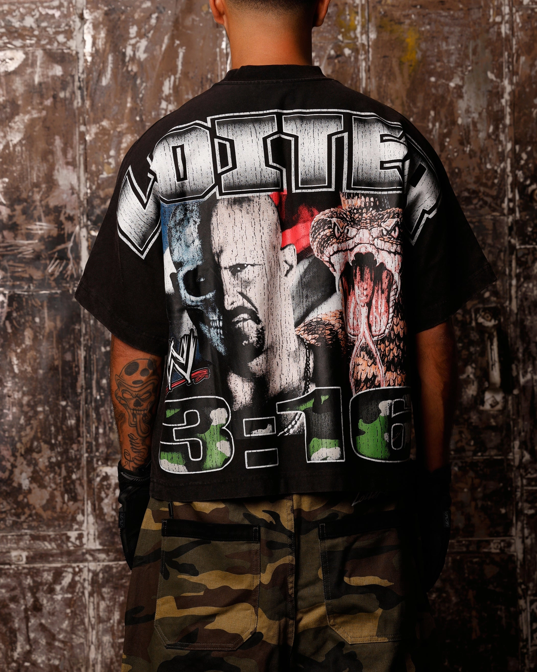 OdorResistant Fabric Perfect for Travel Loiter X WWE Stone Cold Vintage T-Shirt Vintage Black