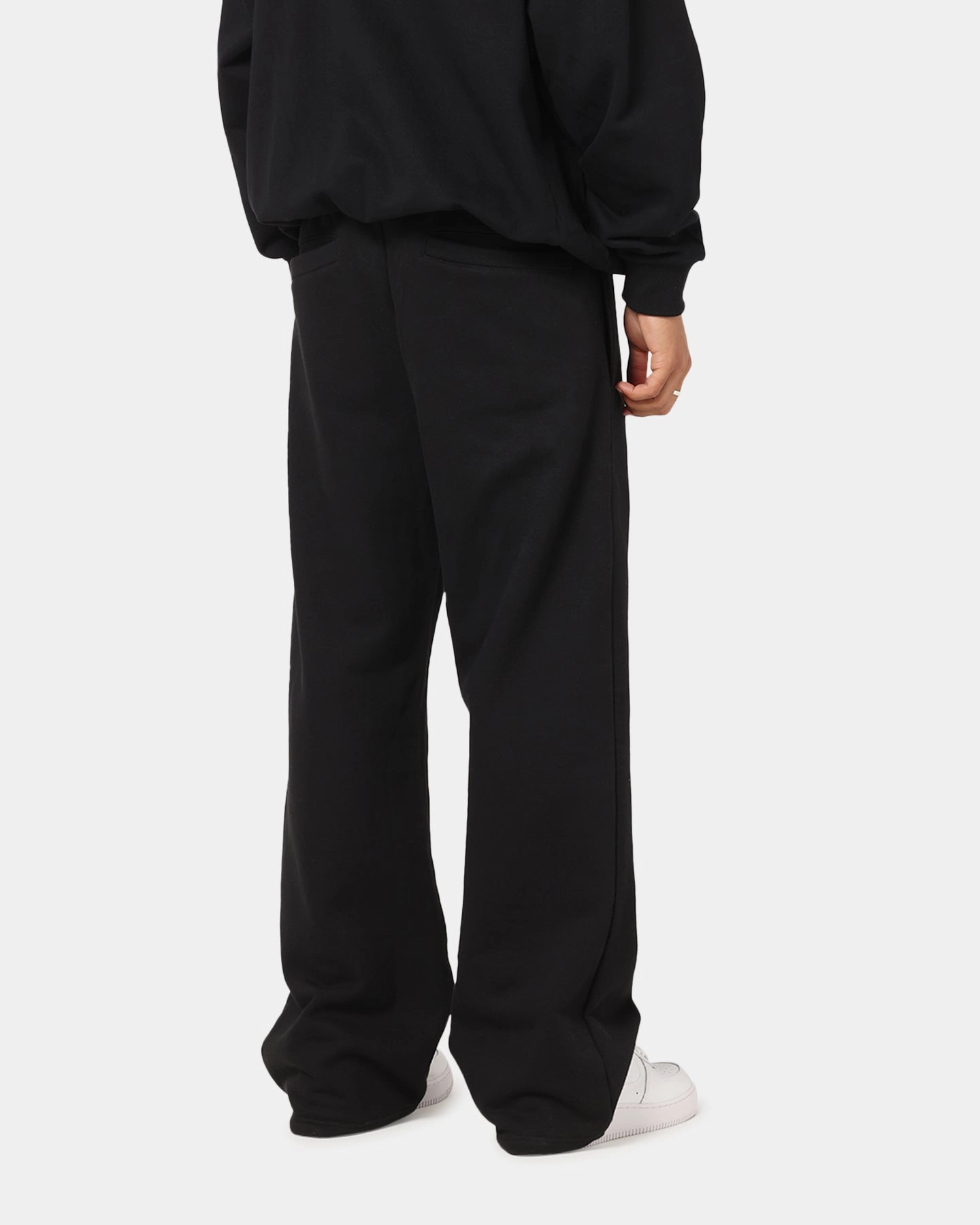 Carre Terrace Trackpants Black Breathable mesh lining
