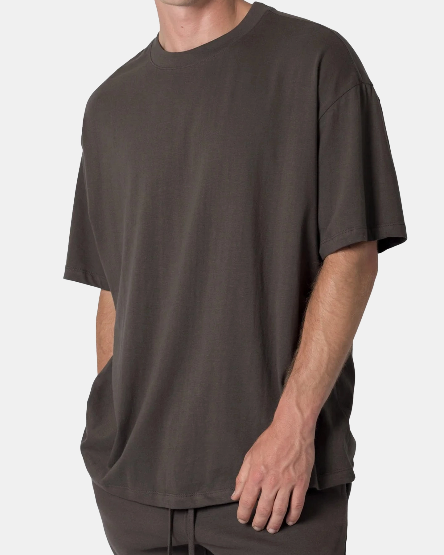 Weekend Comfort Street Outfit MNML Every Day II T-Shirt Vintage Black