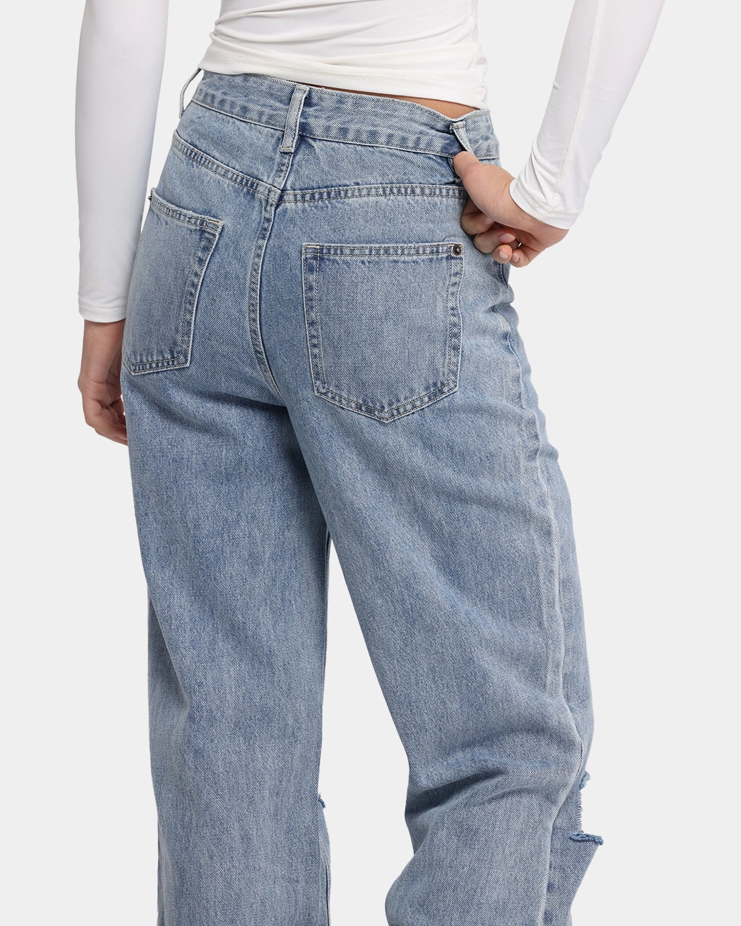 XXIII Women's Straight Leg Jeans Blue Denim Year Rounder