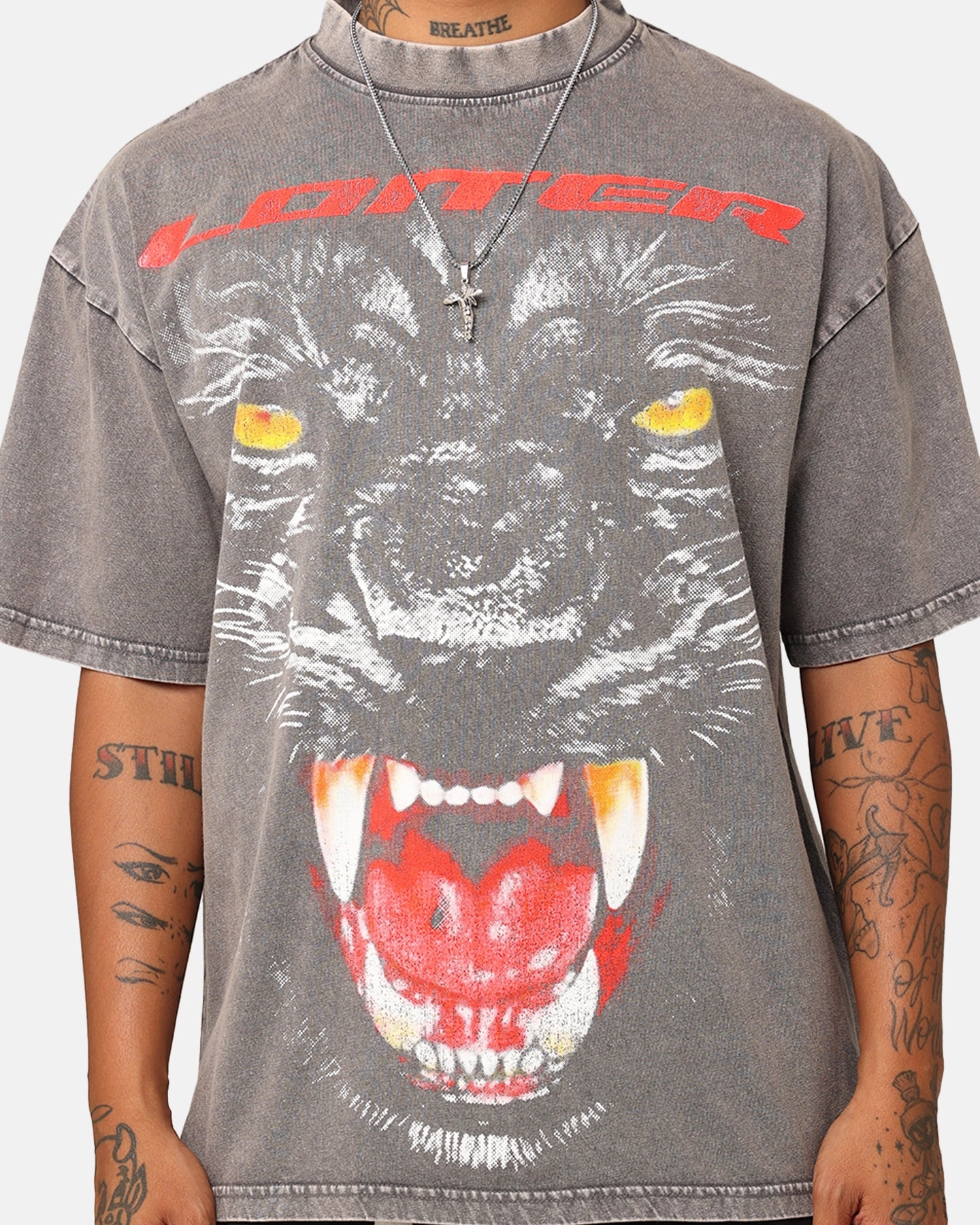 Classic Chic Loiter Urban Beast Vintage T-Shirt Charcoal