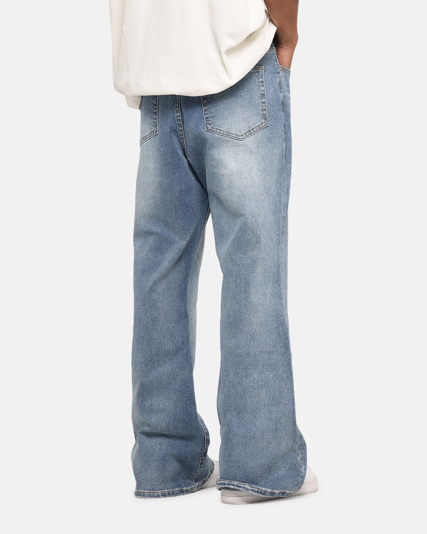Beach Day Modern XXIII Game Play Flared Jeans Blue Denim