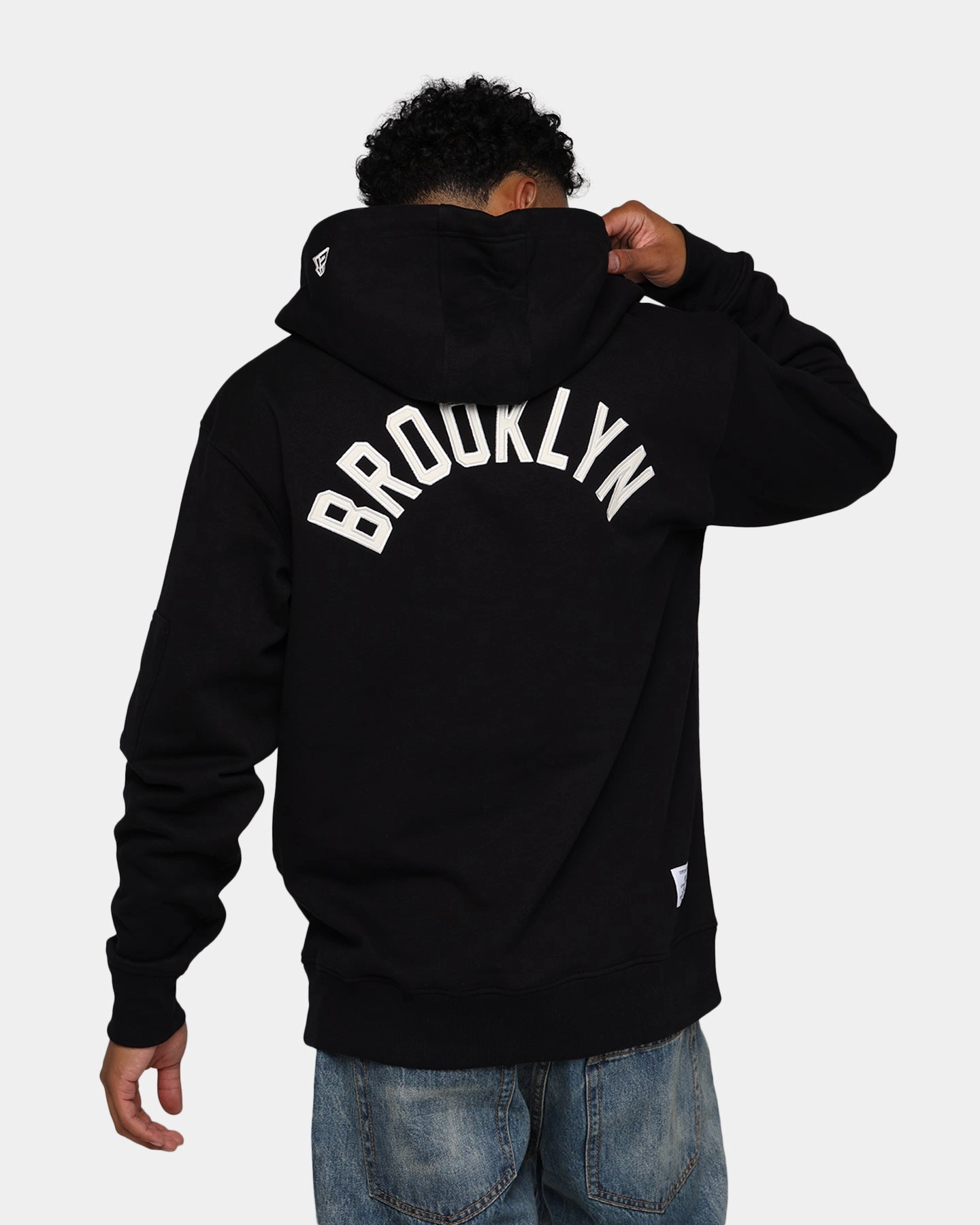 Grid Backlined Interior New Era X Alpha Industries Brooklyn Nets Zipper Hoodie Black