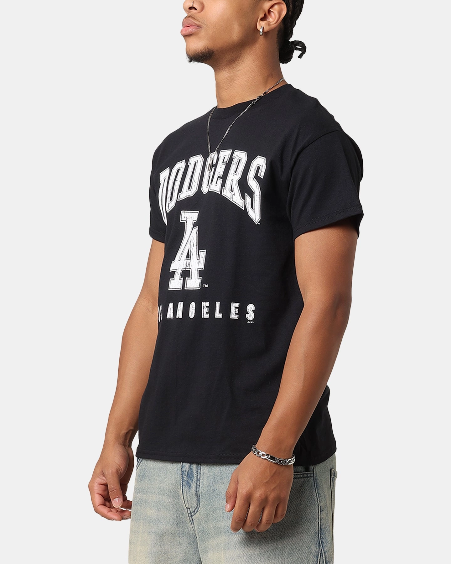 Soft and Relaxed Majestic Athletic Los Angeles Dodgers Blecker Team Arch T-Shirt Black