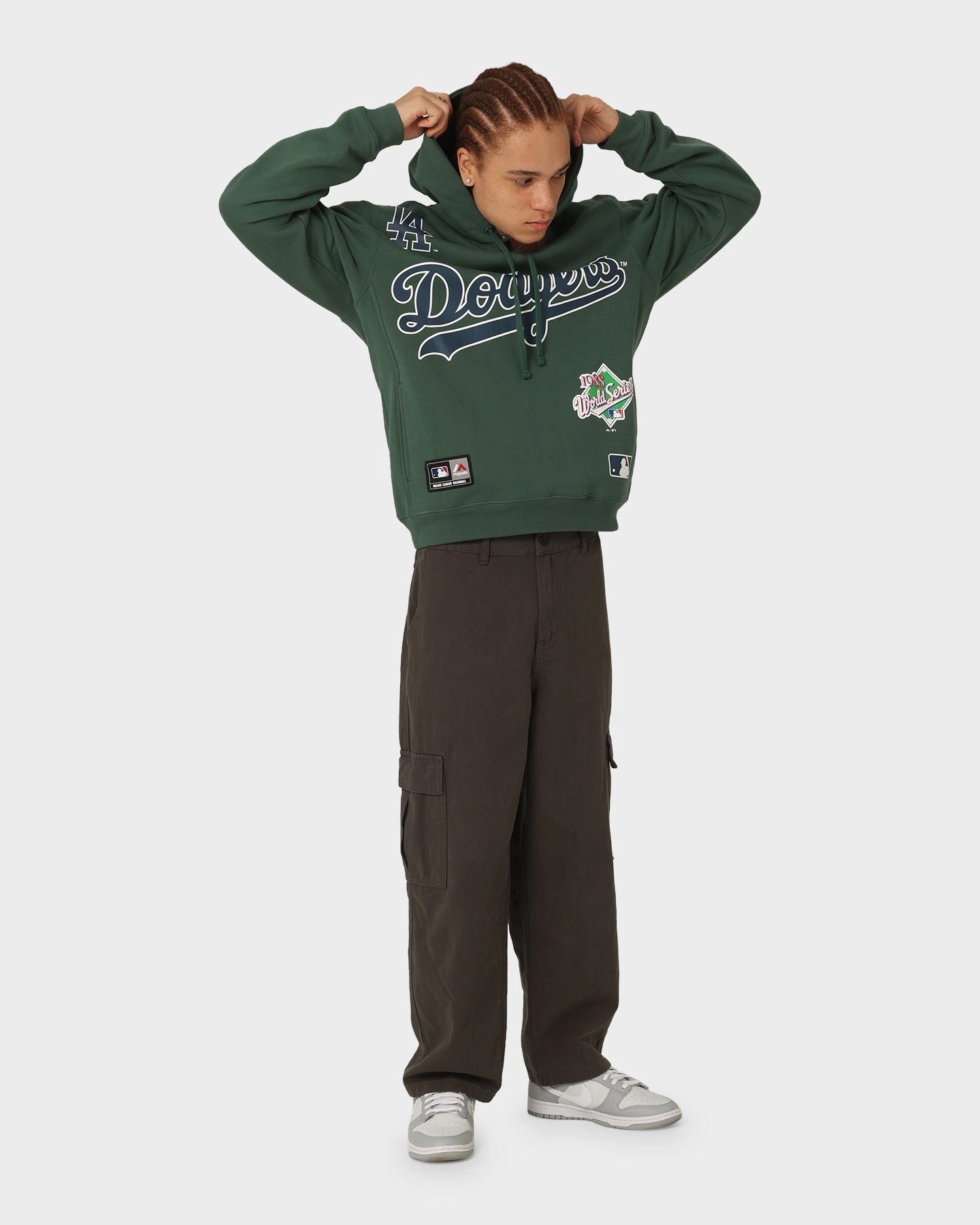Adjustable Waistband WaterproofSeams Majestic Athletic Los Angeles Dodgers World Series Champ Graphic Hoodie Dark Cedar