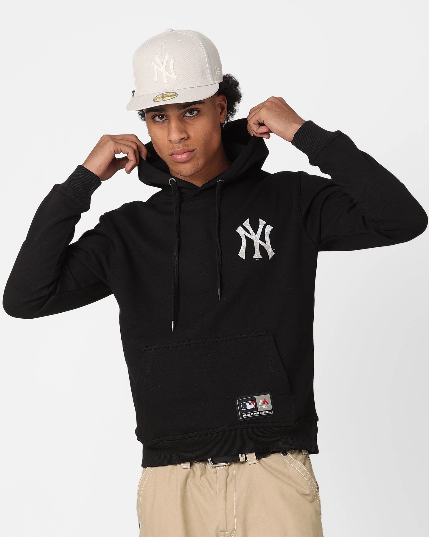 Wind Protection Majestic Athletic New York Yankees Bandana Paisley Duke Hoodie Black