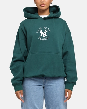 Abrasion Resistant Panels Majestic Athletic New York Yankees Mid Crest Boxy Hoodie Emerald