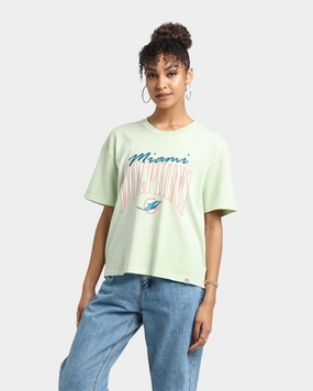Active Look Majestic Athletic Women's Miami Dolphins Vintage NFL Logo T-Shirt Cucumber