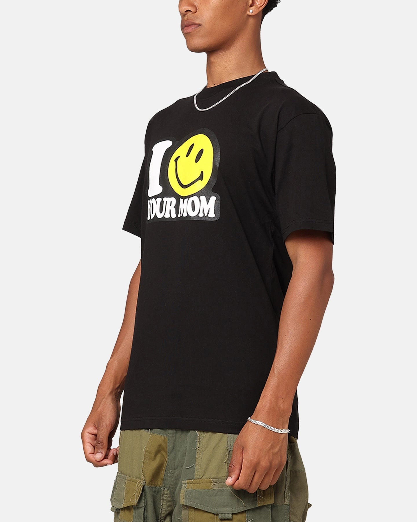 Market X Smiley Your Mom T-Shirt Black Indoor clothing Basic Piece
