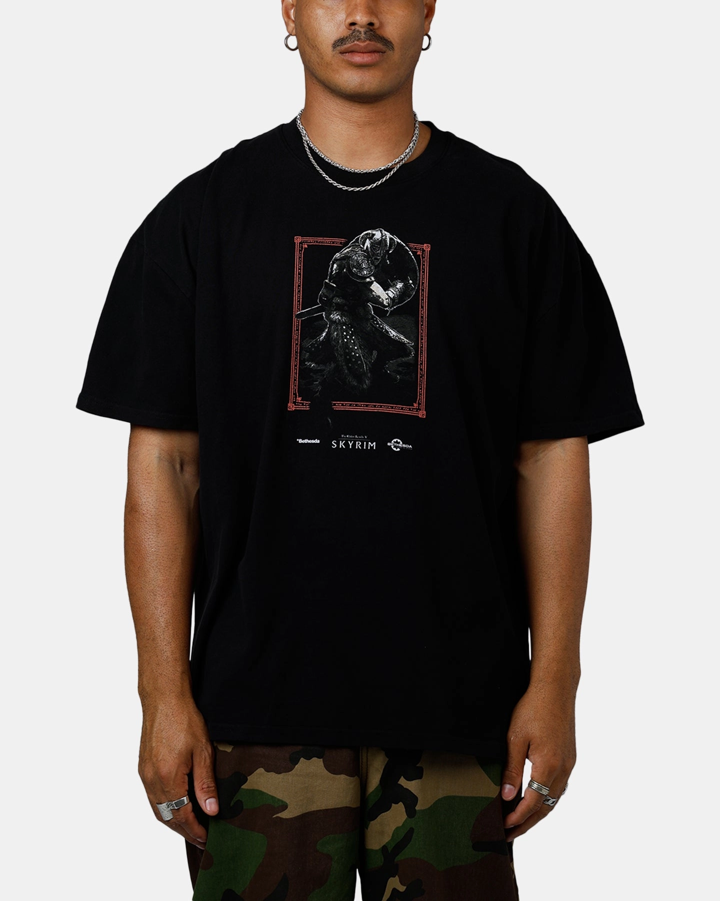 73 Studio X The Elder Scrolls V: Skyrim '11 Dragonborn Vintage T-Shirt Black Breathable Look Cozy Feel