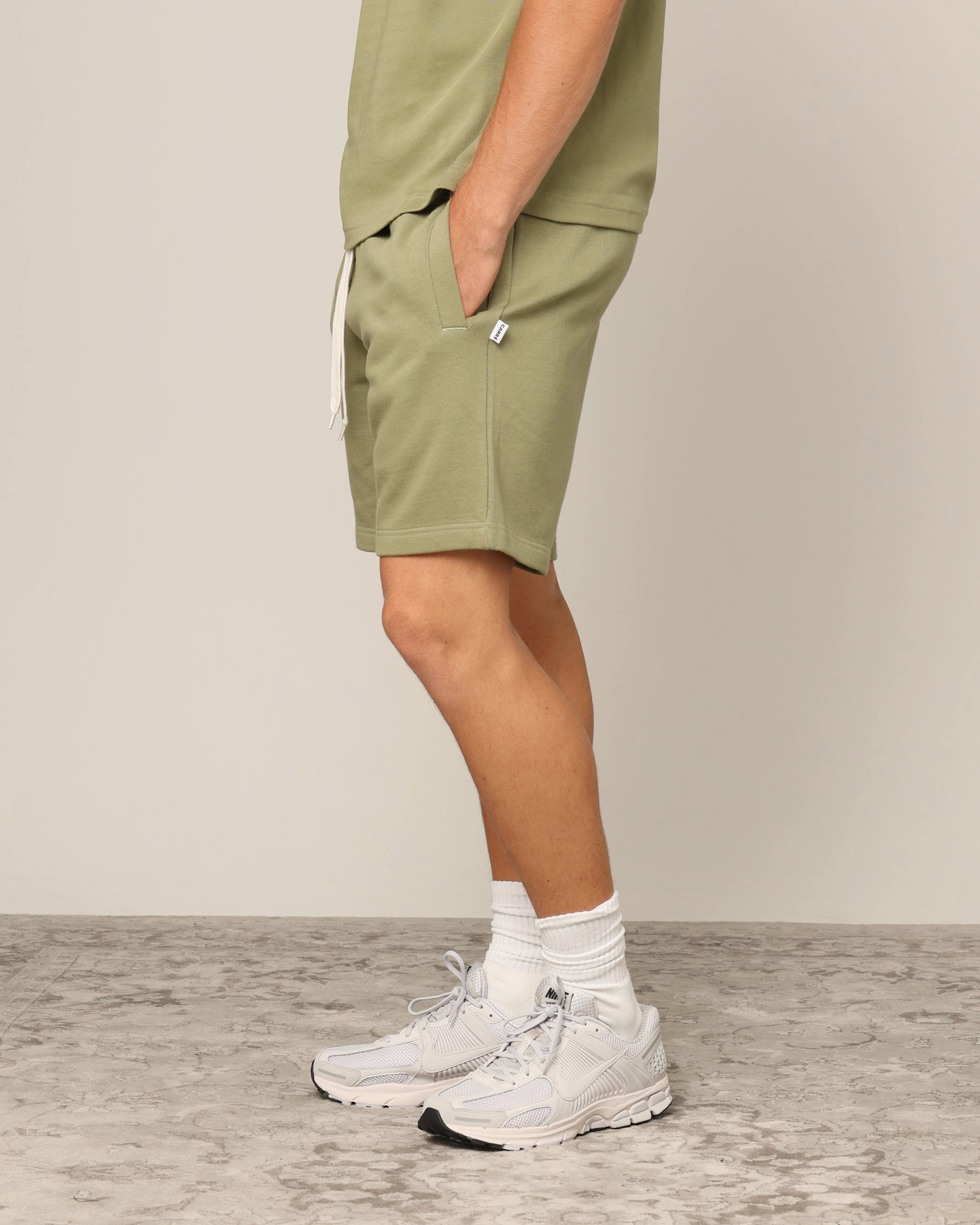 Compact Storage Pocket Carr?? Blanc Classic Sweat Shorts Military
