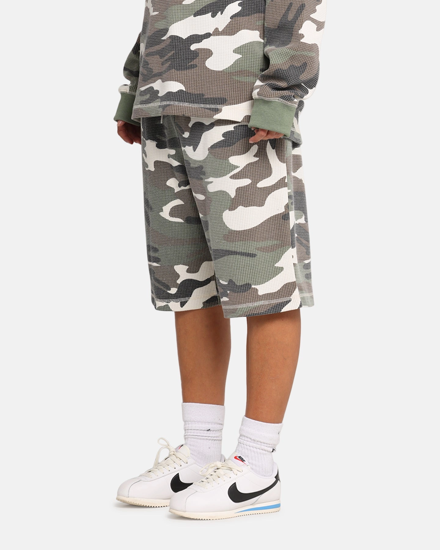 Beach essential sports industry XXIII Printed Thermal Shorts Camo