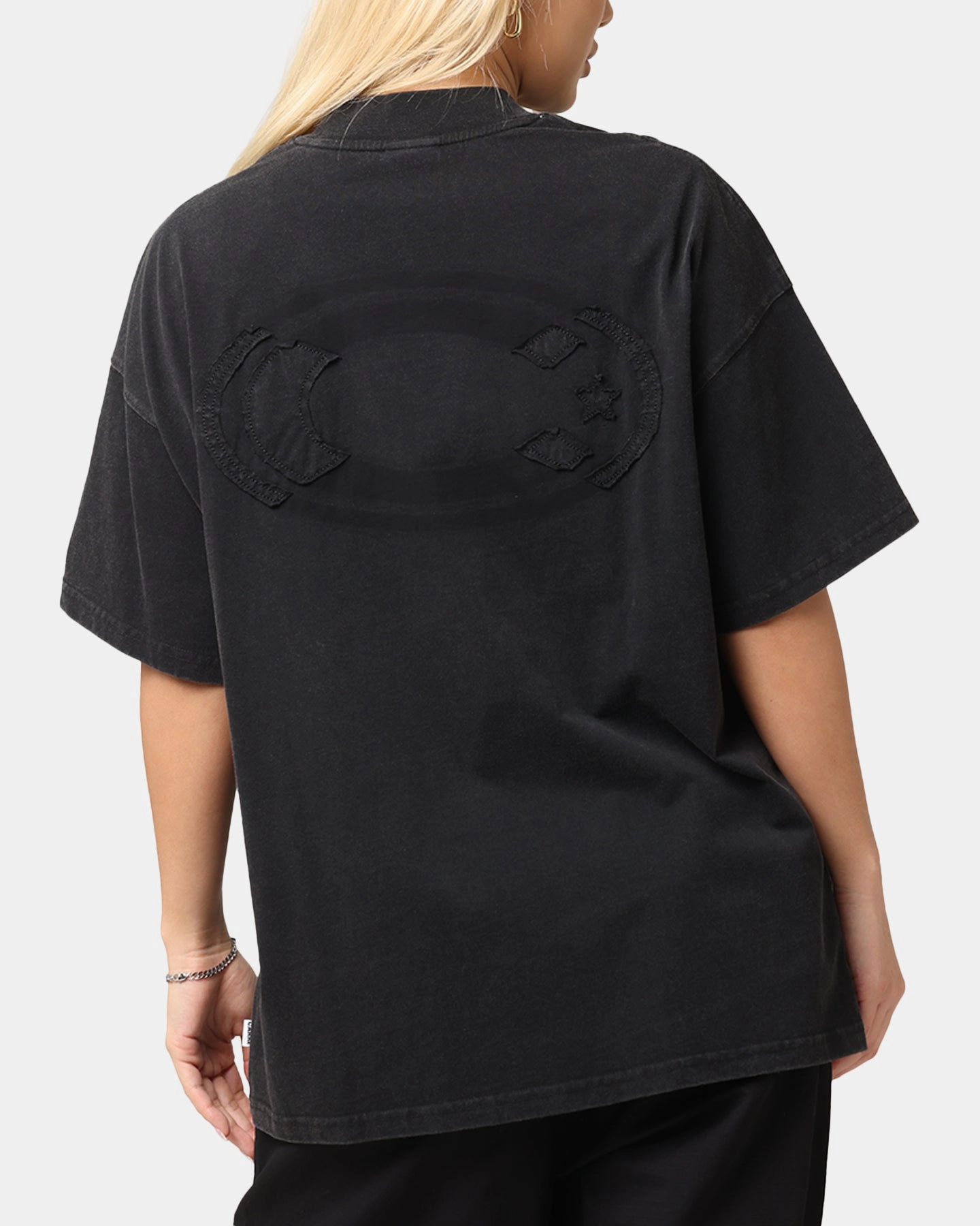 NonRestrictive Cut Carre Con-Star Oversized T-Shirt Washed Black