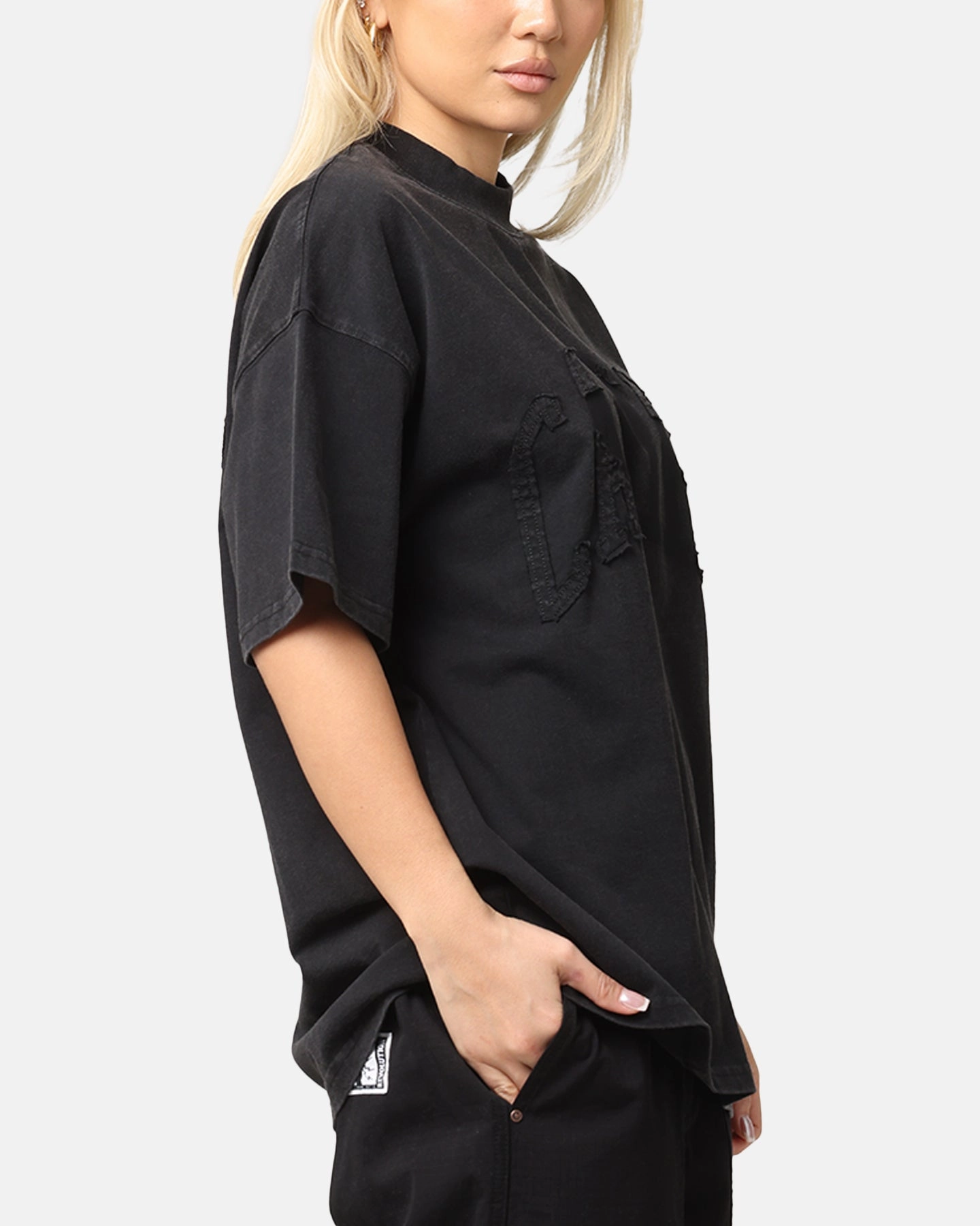 Carre Con-Star Oversized T-Shirt Washed Black Comfy All-Day Christmas