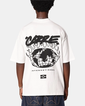 Carre Passport Mock Neck T-Shirt Off White Street Casual Look homecoming