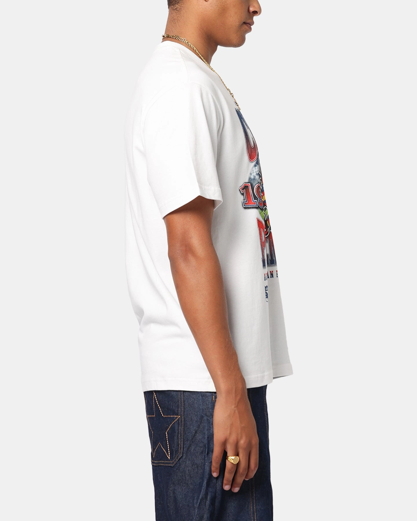 Easy Layer Functional Style Mitchell & Ness Adelaide Crows Mascot T-Shirt Vintage White