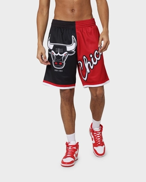 Luxury Feel Mitchell & Ness Chicago Bulls Big Face 5.0 Shorts Black