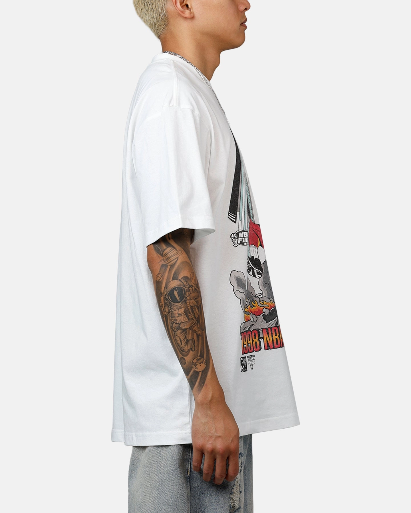 Mitchell & Ness Chicago Bulls Board Beaker T-Shirt Vintage White Comfortable And Trendy