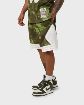 Mitchell & Ness Chicago Bulls Camo Swing Shorts Green Camo High Durability Blend