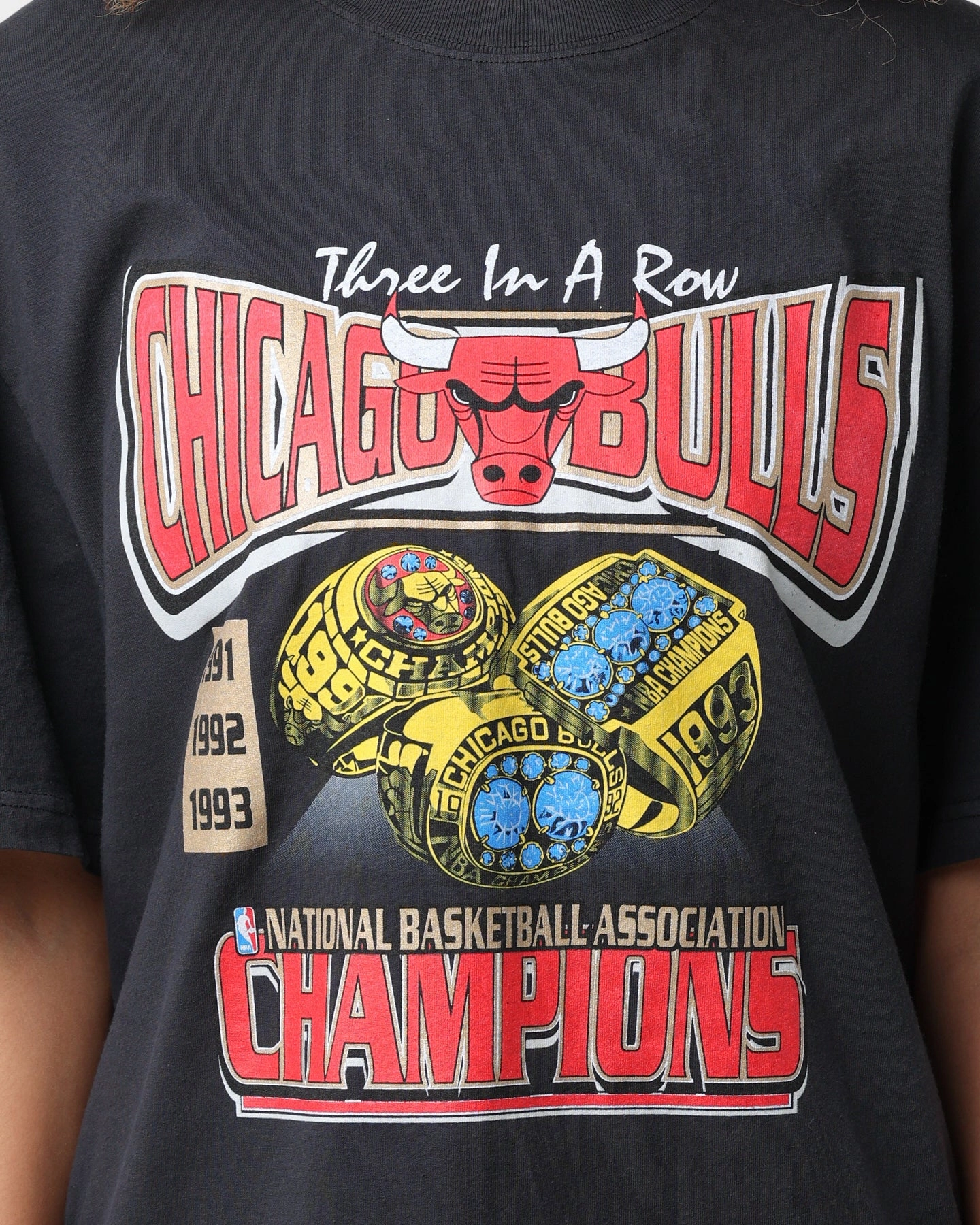 Mitchell & Ness Chicago Bulls Champion Tour T-Shirt Black Cozy Apparel