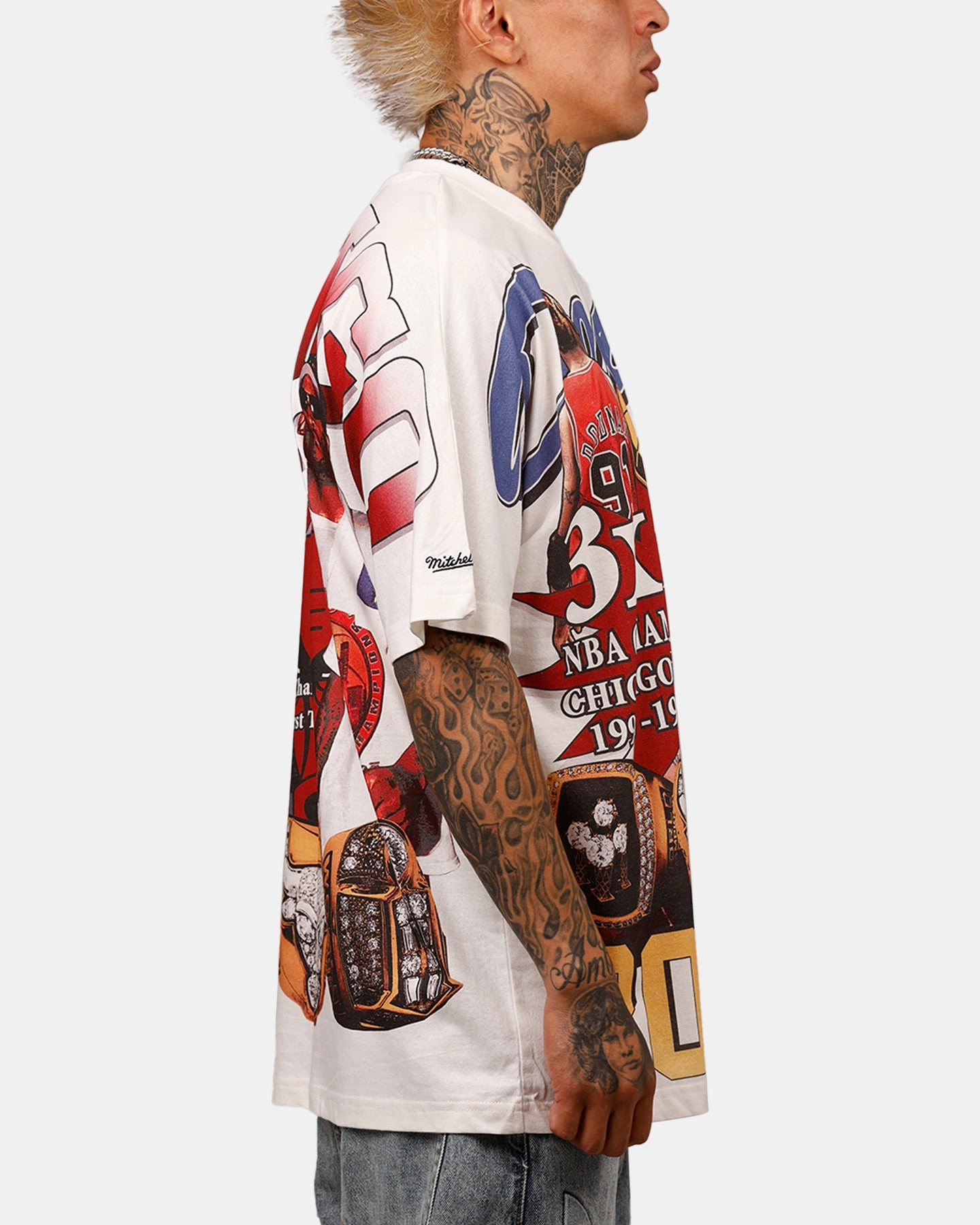 Mitchell & Ness Chicago Bulls Dennis Rodman Rings T-Shirt Vintage White Seasonal Wear SkinFriendlyFibers