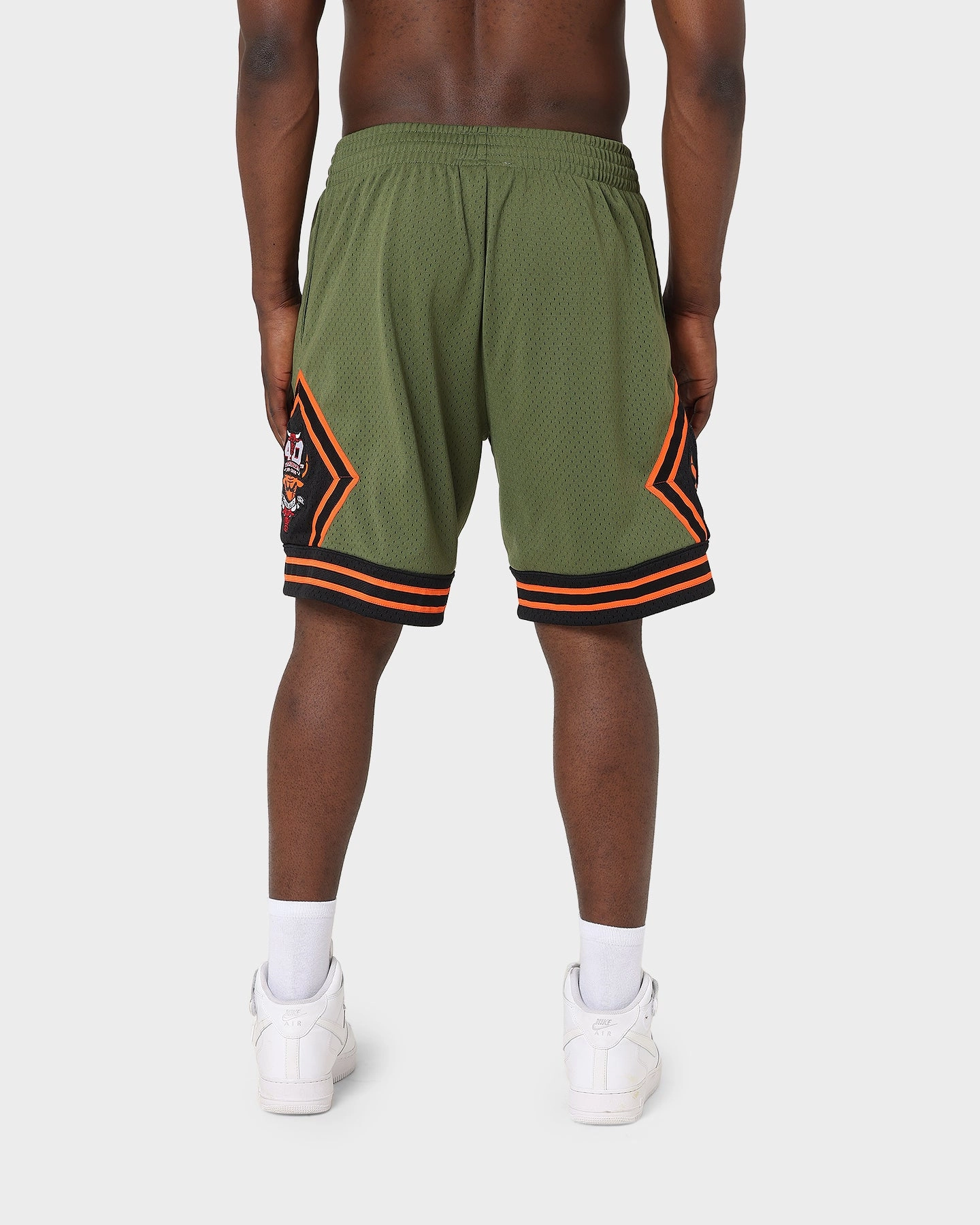 Mitchell & Ness Chicago Bulls Flight Swingman Shorts Olive Daily Use Recycled Material