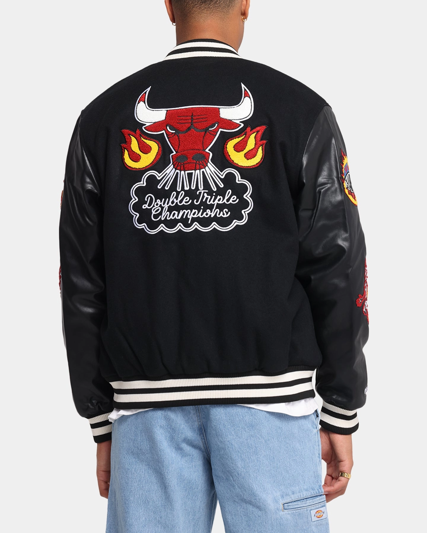 Mitchell & Ness Chicago Bulls Ignite Champions Varsity Jacket Black Leather