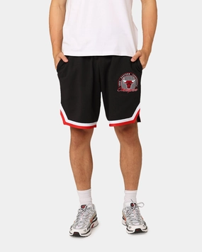 Earth Tones Non Cling Material Mitchell & Ness Chicago Bulls Shooting Shorts Black