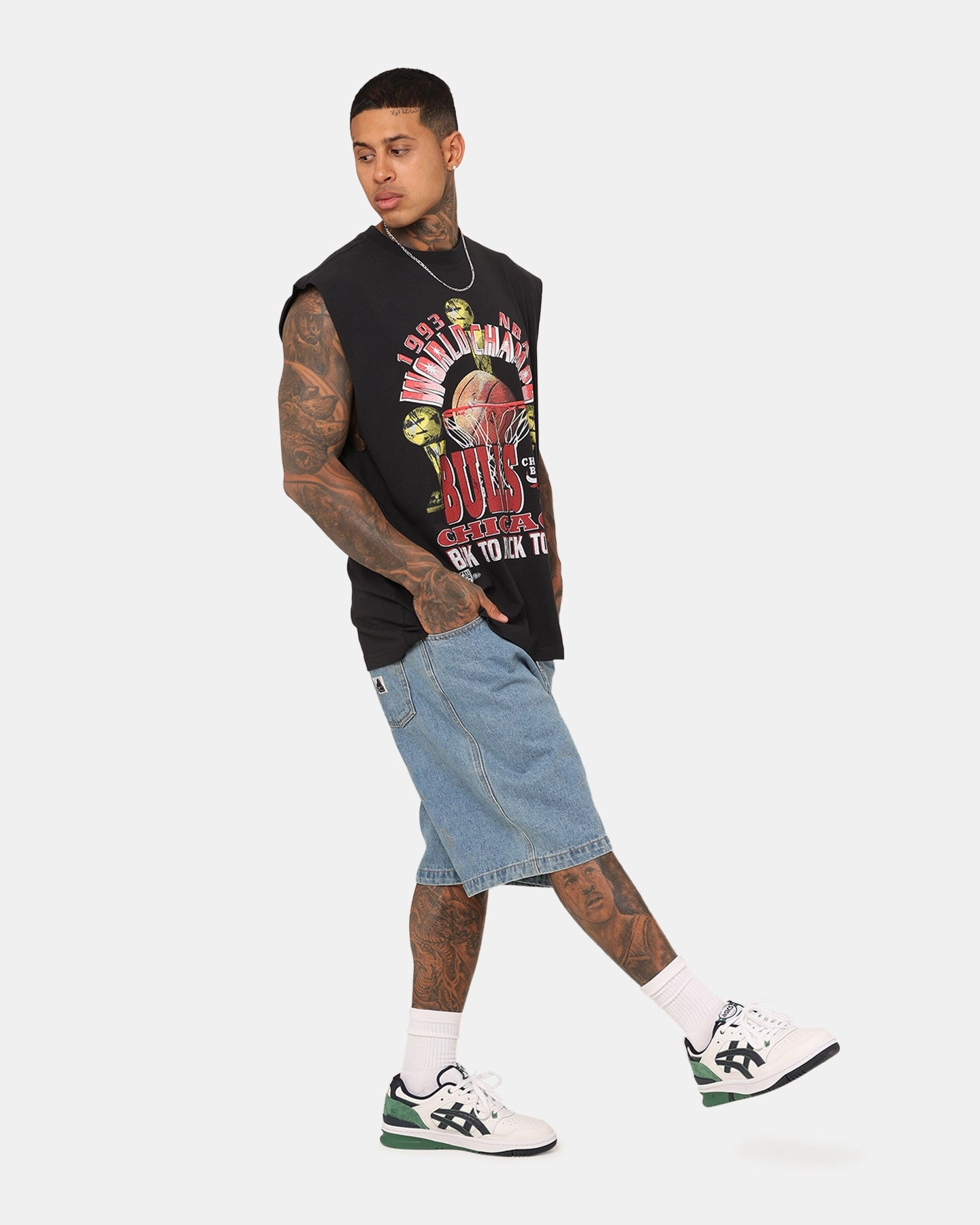 Street Casual Mitchell & Ness Chicago Bulls Vintage Muscle T-Shirt Faded Black