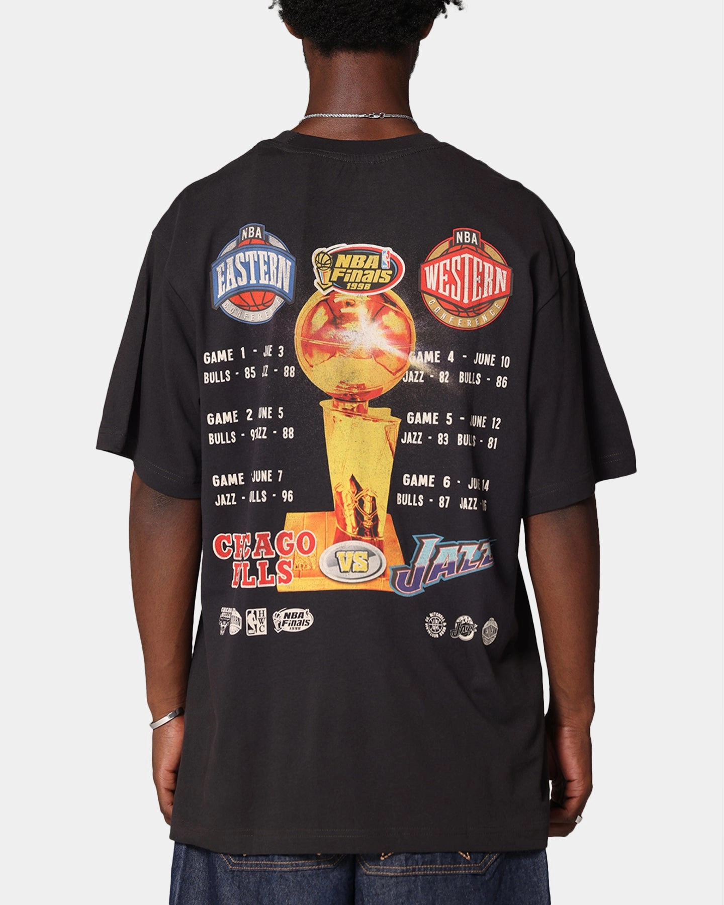 Mitchell & Ness Chicago Bulls Vs. Utah Jazz 1998 Legendary Finals T-Shirt Faded Black Classic Smart Heathered Texture