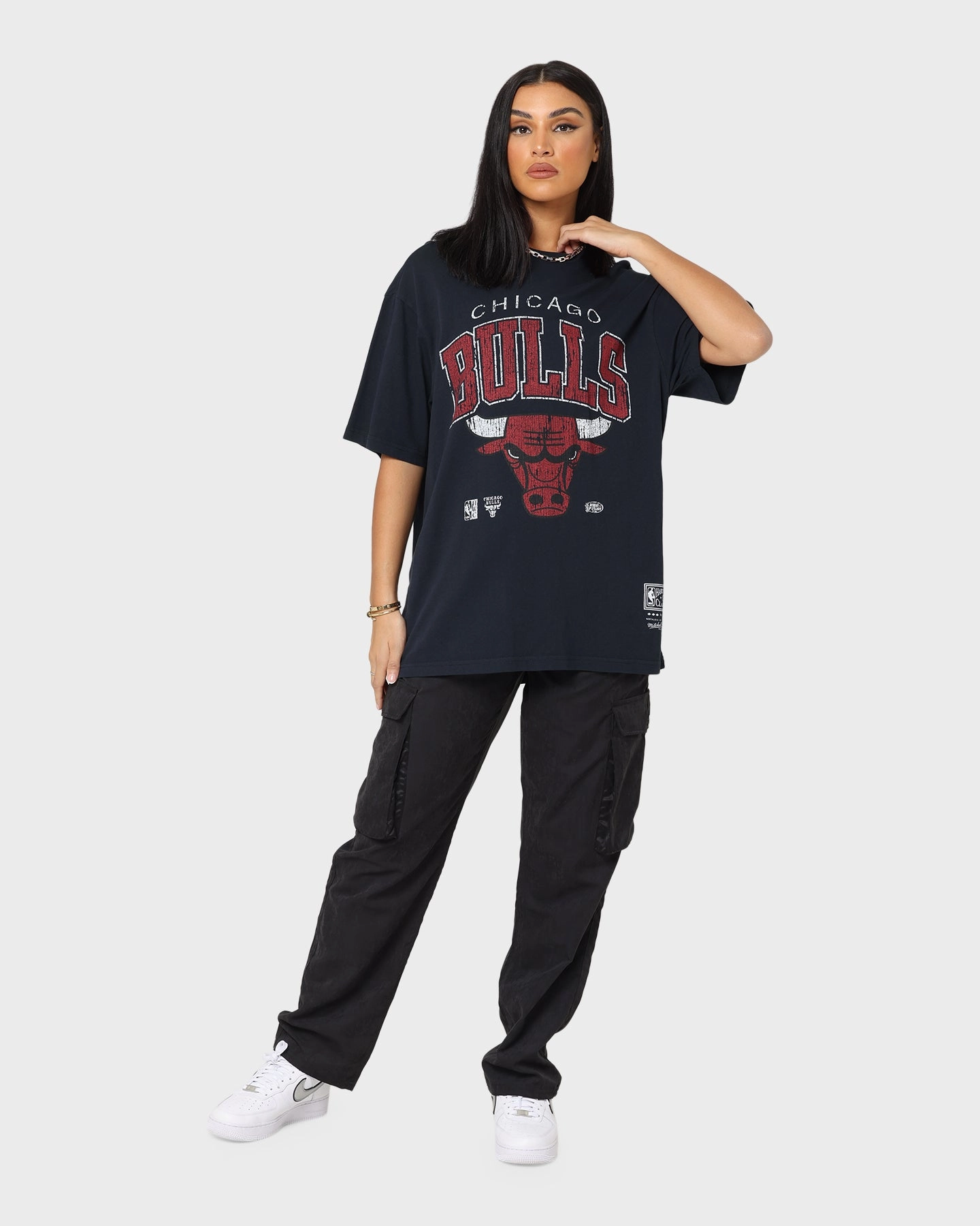 Casual Essential Wear Mitchell & Ness Chicago Bulls XL Arch Vintage T-Shirt Faded Black