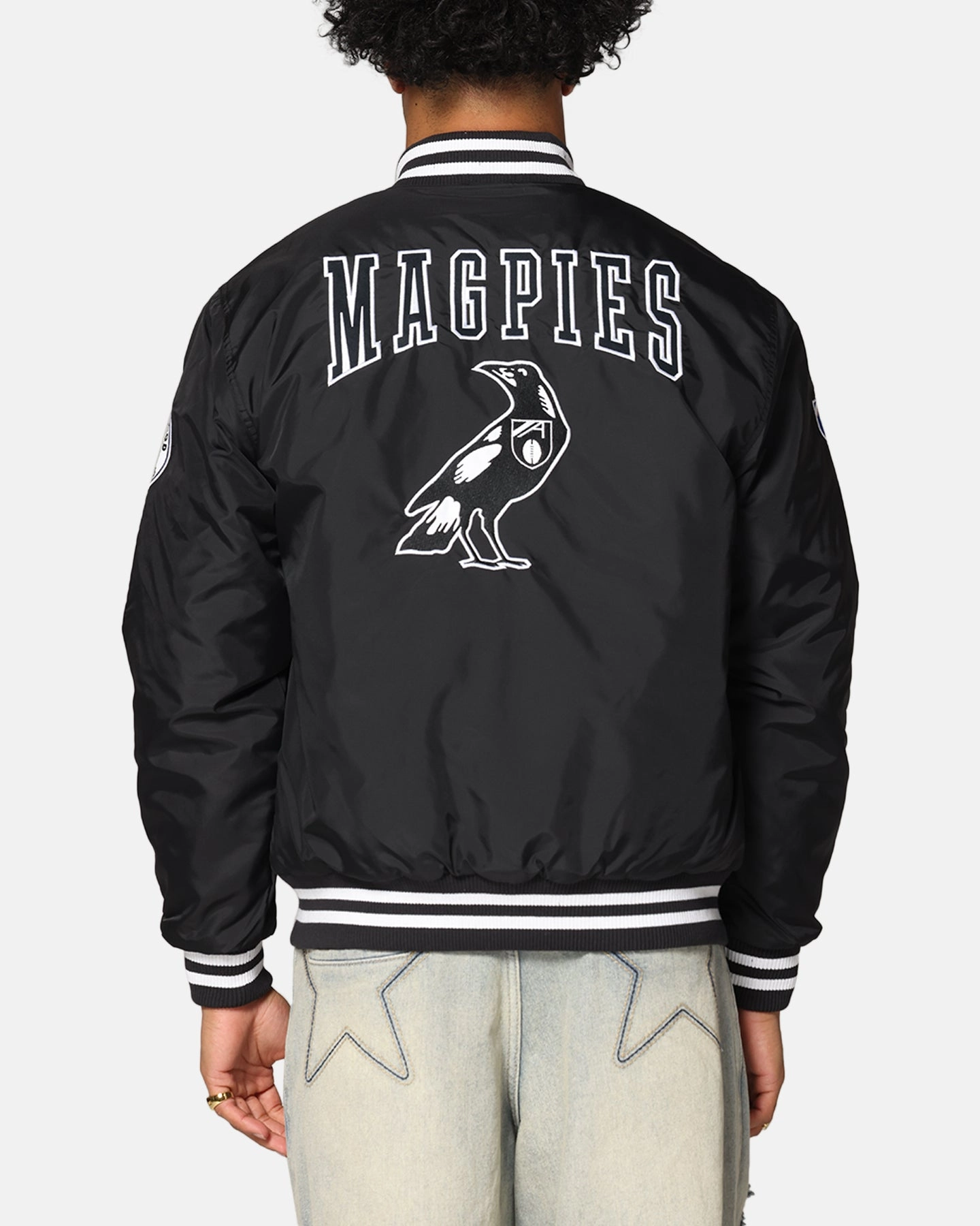 Daily Fit Weather Protection Mitchell & Ness Collingwood Magpies Team Bomber Jacket Solid Black