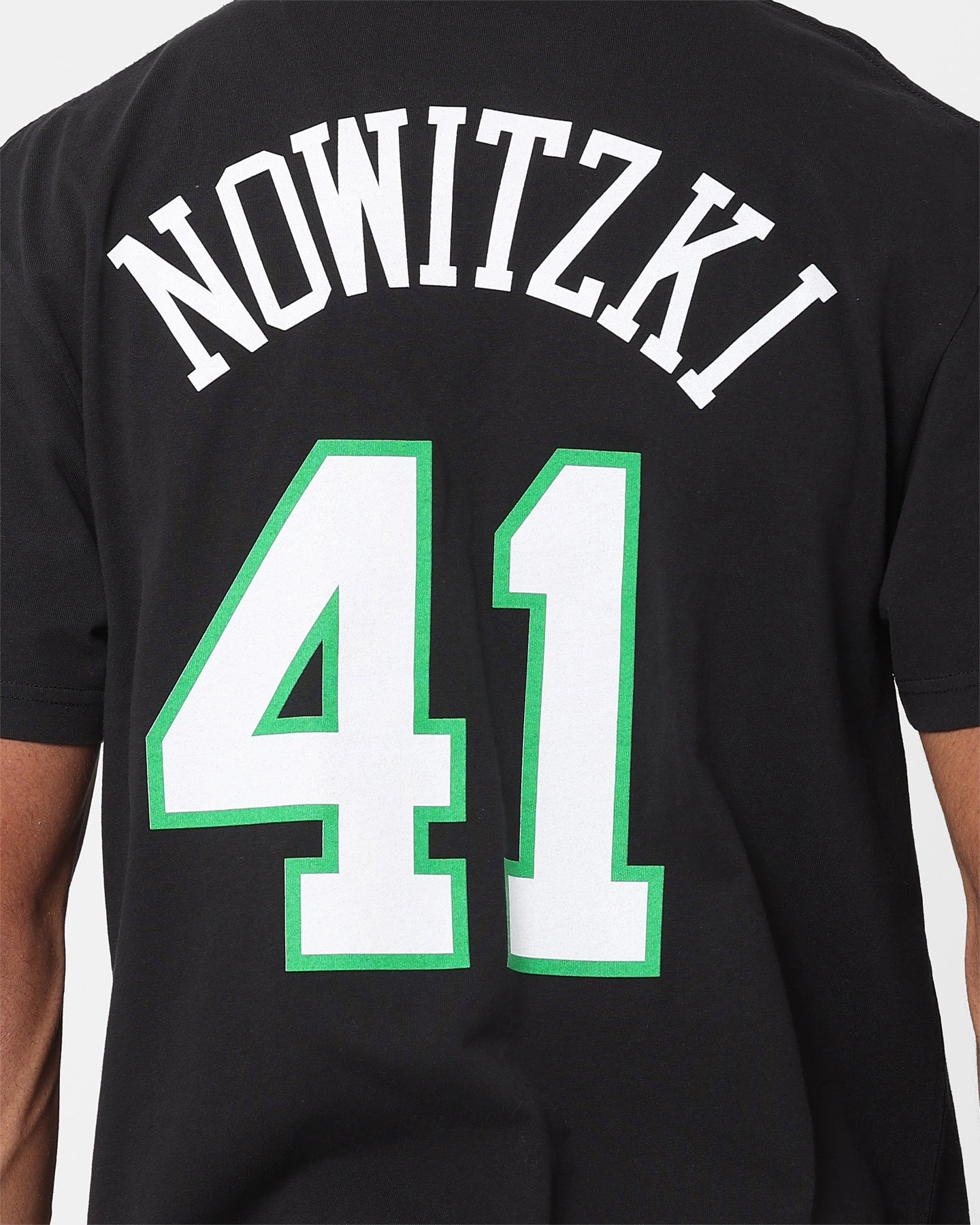 Chilly Style Mitchell & Ness Dallas Mavericks Dirk Nowitzki Player N&N T-Shirt Vintage Black
