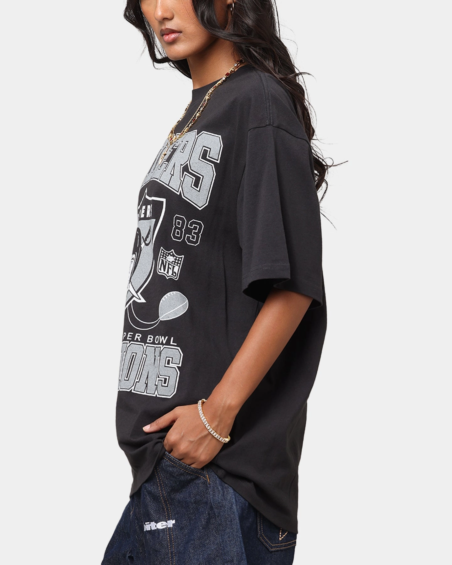 Ultimate Comfort Mitchell & Ness Las Vegas Raiders Pinnacle T-Shirt Faded Black