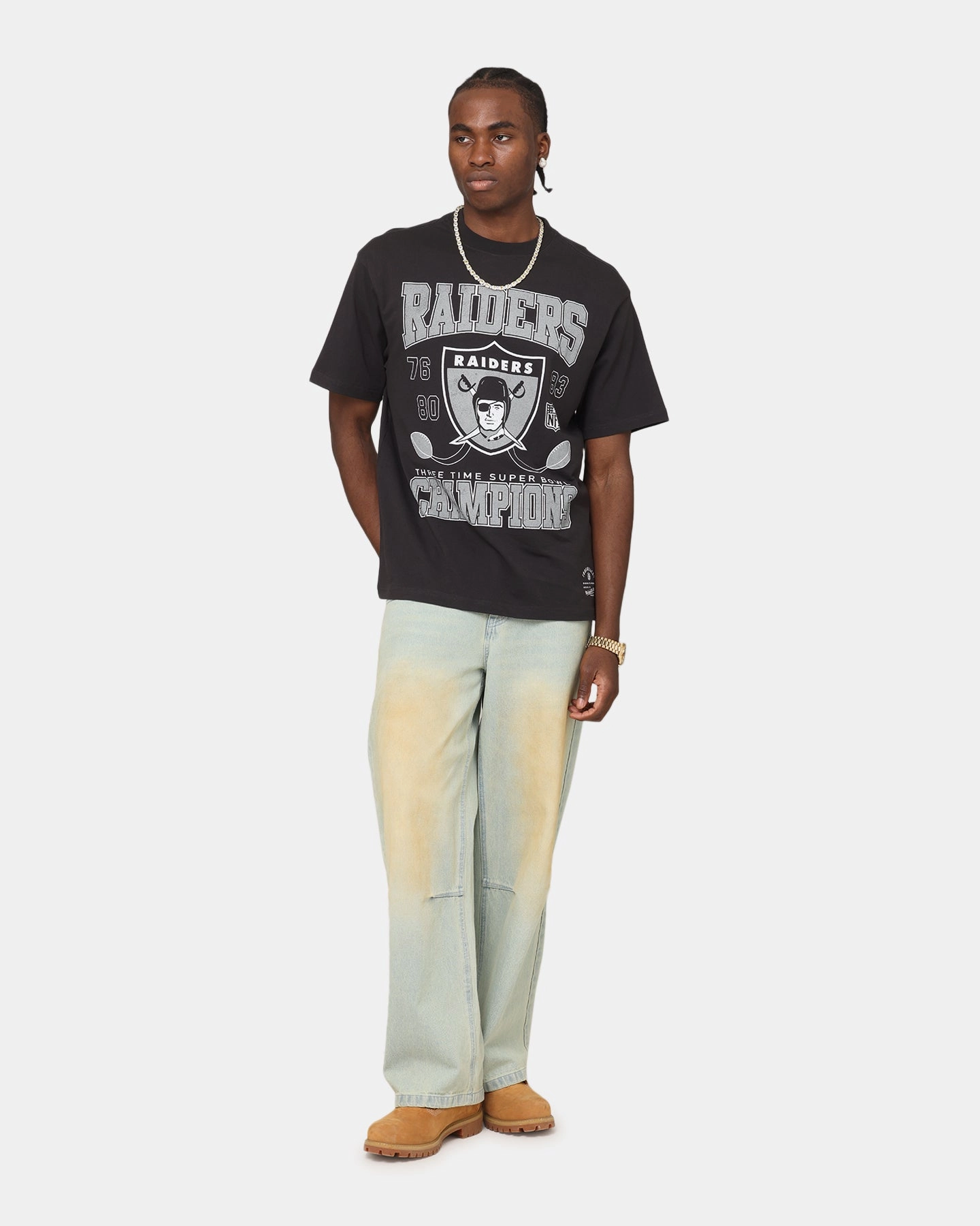 Limited Edition Seasonal Outfit Mitchell & Ness Las Vegas Raiders Pinnacle T-Shirt Faded Black