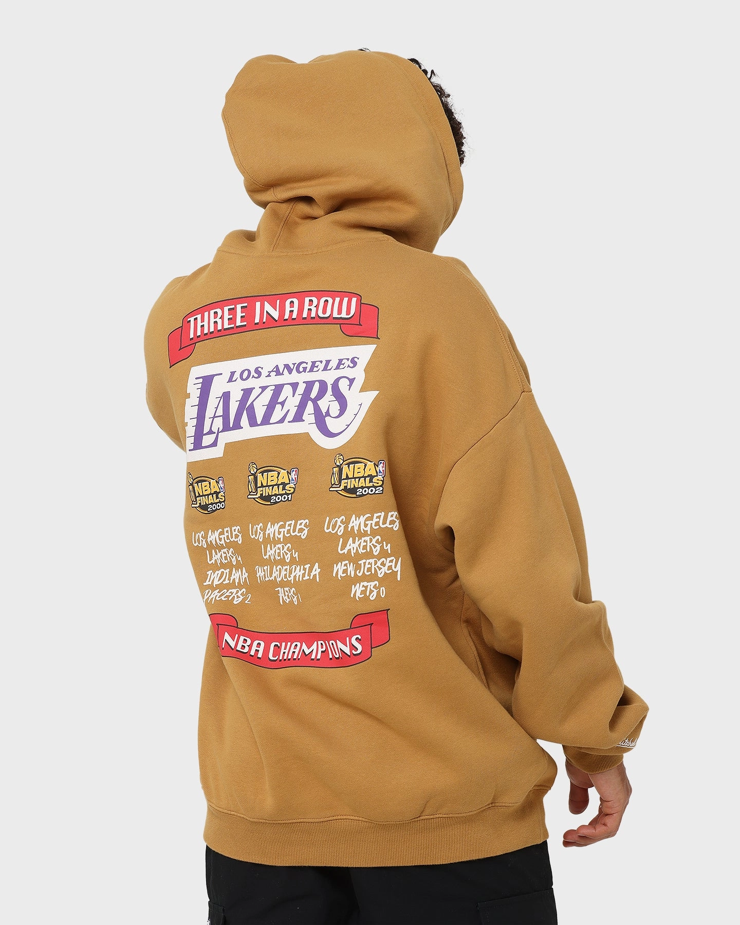 Mitchell & Ness Los Angeles Lakers 3-Peat Hoodie Bone Brown Argue Odor Control Treatment
