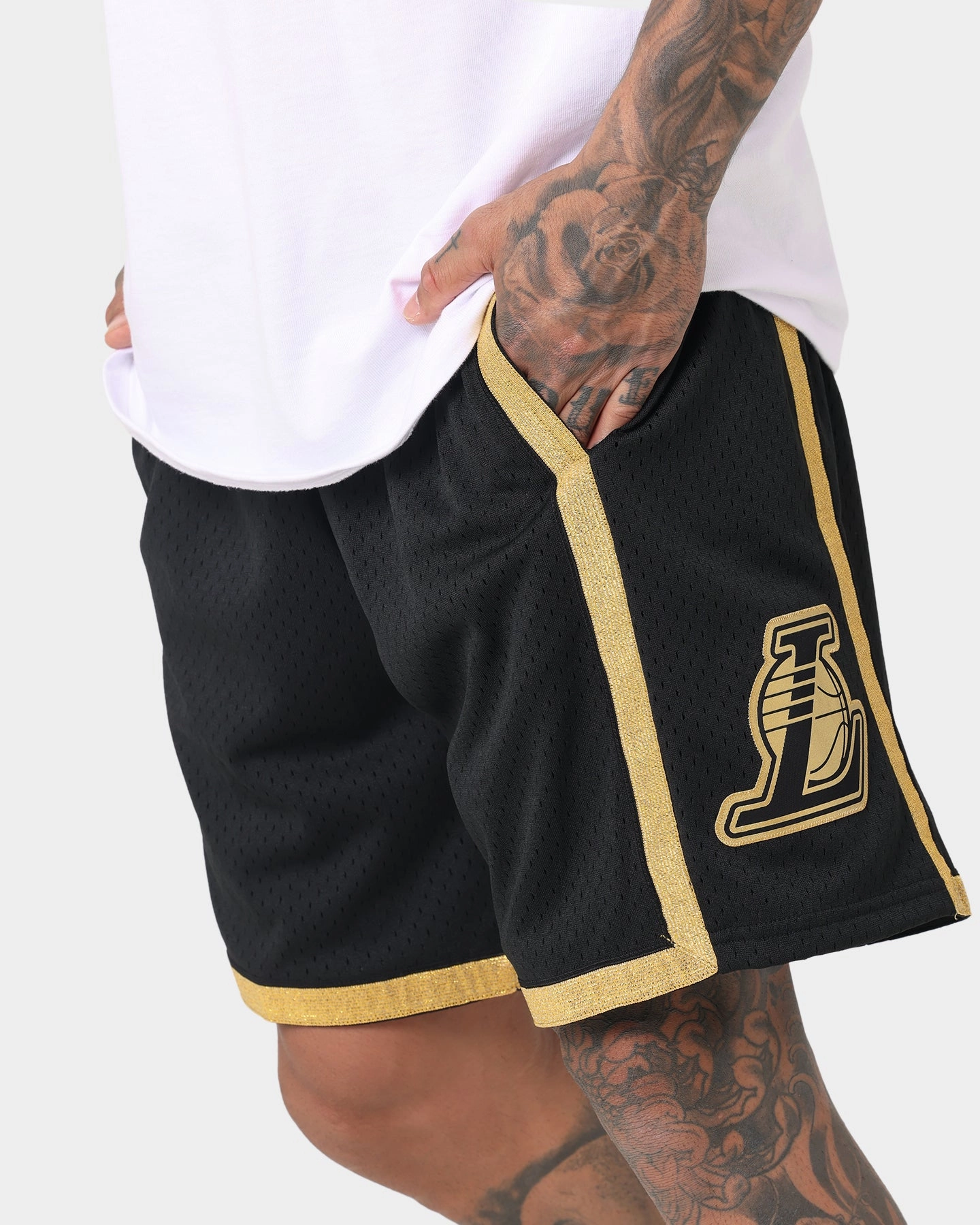 prom night All Day Movement Fit Mitchell & Ness Los Angeles Lakers 'Black Gold' Swing Shorts Black/Gold