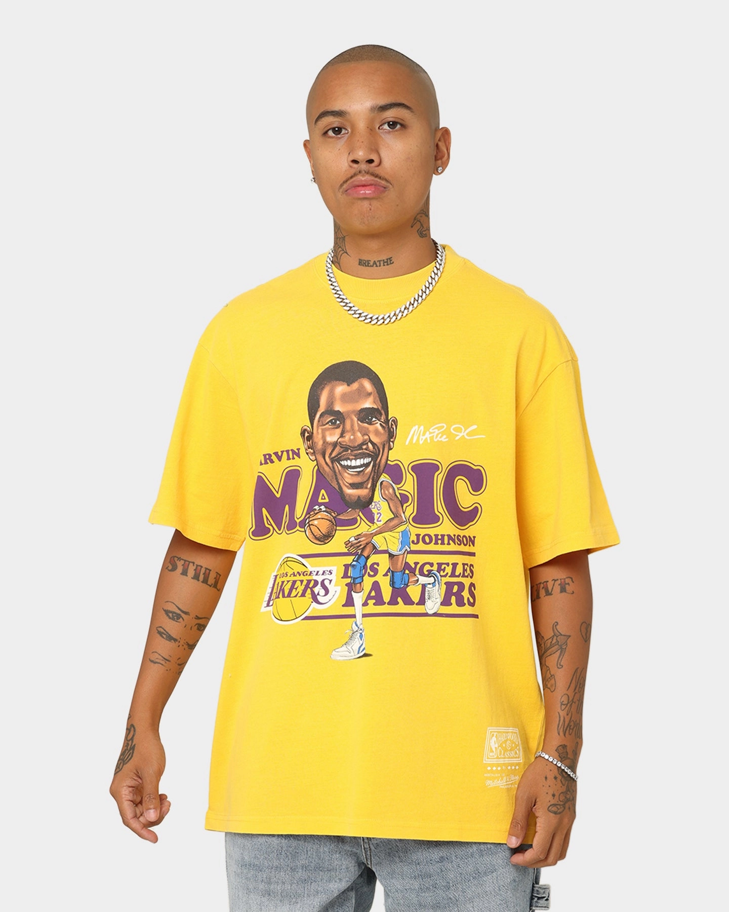 Comfy Design Layered Look Mitchell & Ness Los Angeles Lakers Earvin "Magic" Johnson Caricature Vintage T-Shirt Faded Yellow