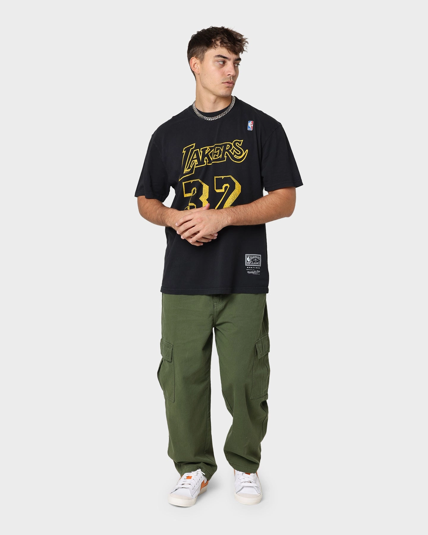 Mitchell & Ness Los Angeles Lakers Magic Johnson #32 N&N Vintage T-Shirt Faded Black Layered Sleeve Construction