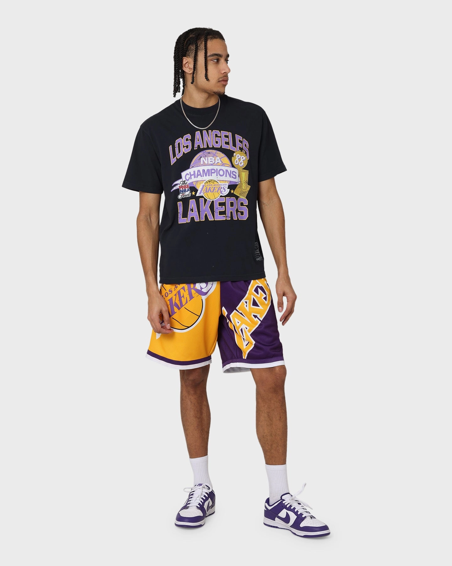 Fade Resistant Dye Basic Wardrobe Piece Mitchell & Ness Los Angeles Lakers Team History Vintage T-Shirt Faded Black