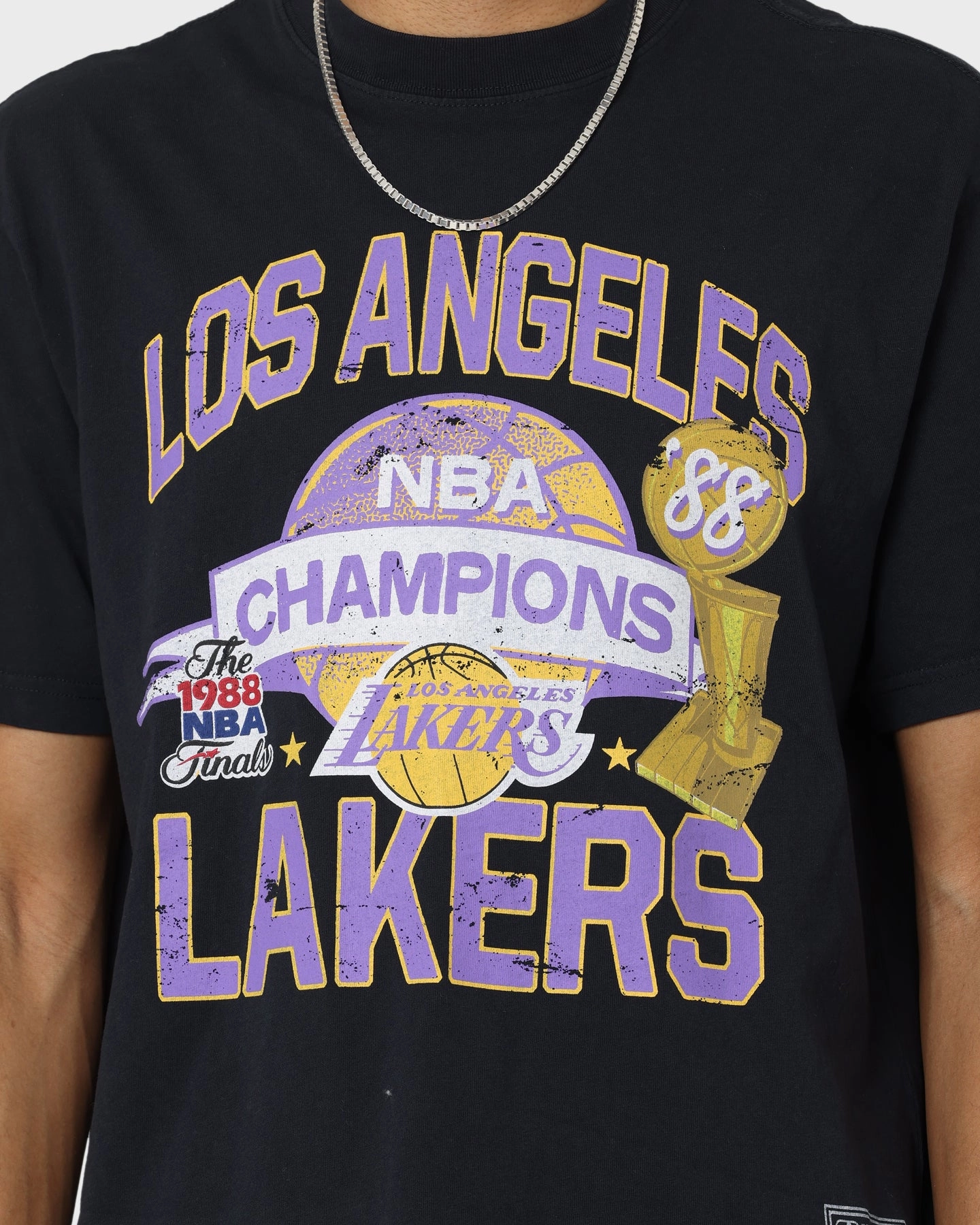 Comfortable Layer Mitchell & Ness Los Angeles Lakers Team History Vintage T-Shirt Faded Black