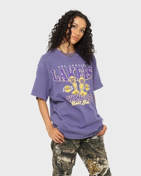 Cool and Relaxed Mitchell & Ness Los Angeles Lakers Vintage Champs Trophy T-Shirt Faded Purple