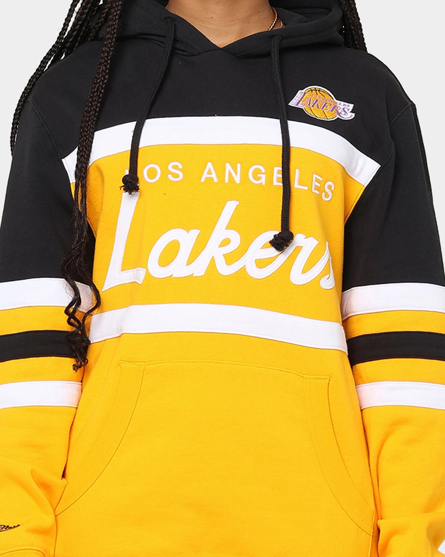 Benefit Mitchell & Ness Men's Los Angeles Lakers Head Coach Hoodie Black